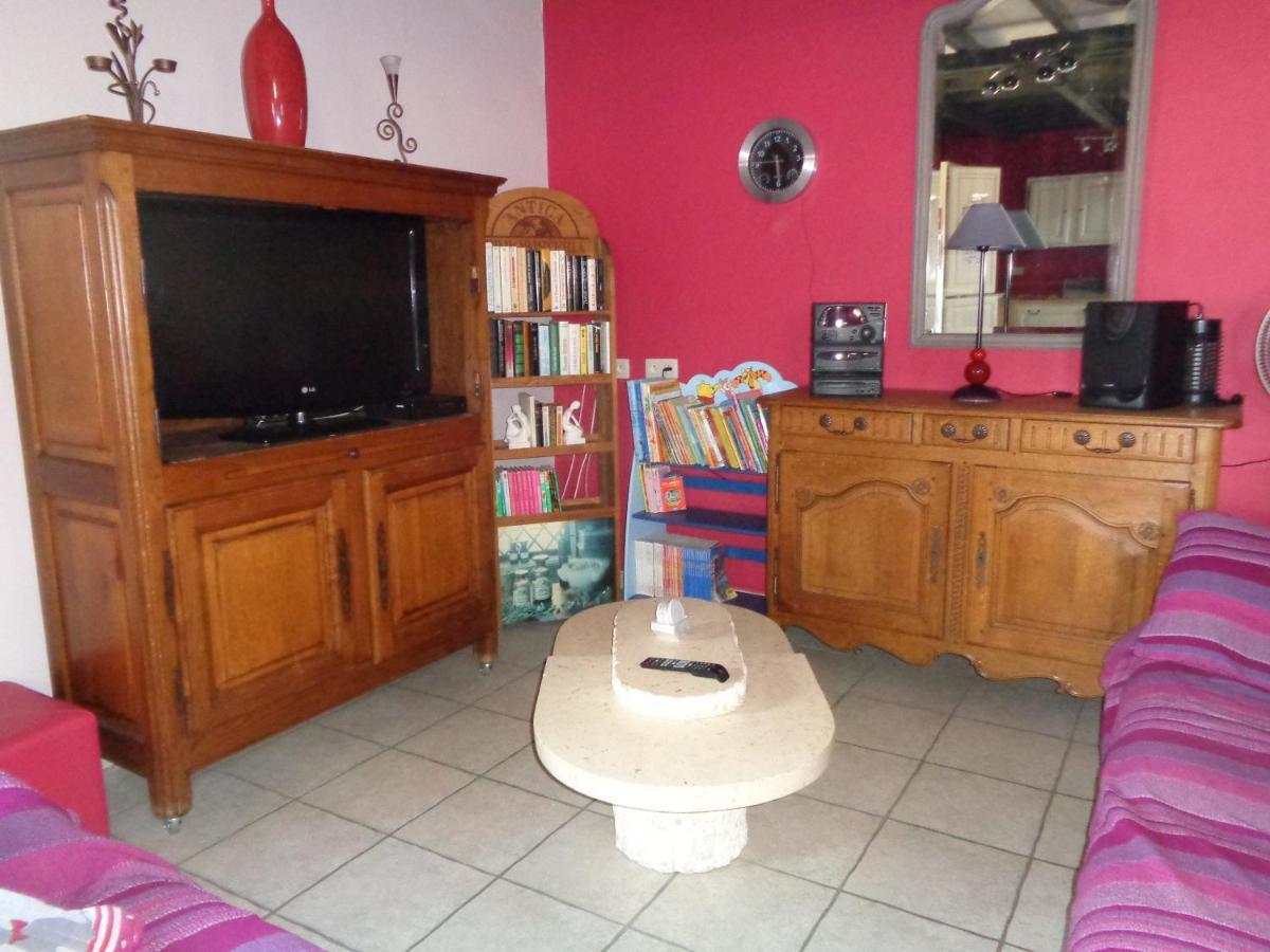 Gite A Deux Pas De L'Horloge Senzeille Zewnętrze zdjęcie