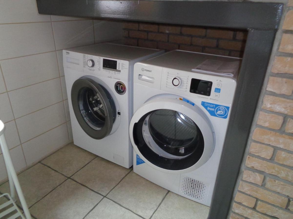Gite A Deux Pas De L'Horloge Senzeille Zewnętrze zdjęcie