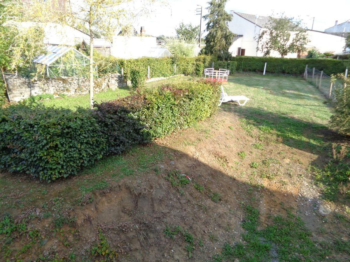 Gite A Deux Pas De L'Horloge Senzeille Zewnętrze zdjęcie